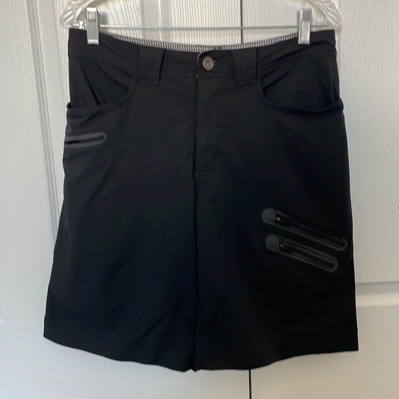 Lululemon rip stop shorts - Picture 1 of 8